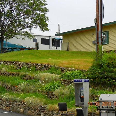 سمرلاند Pleasant View Motel المظهر الخارجي الصورة