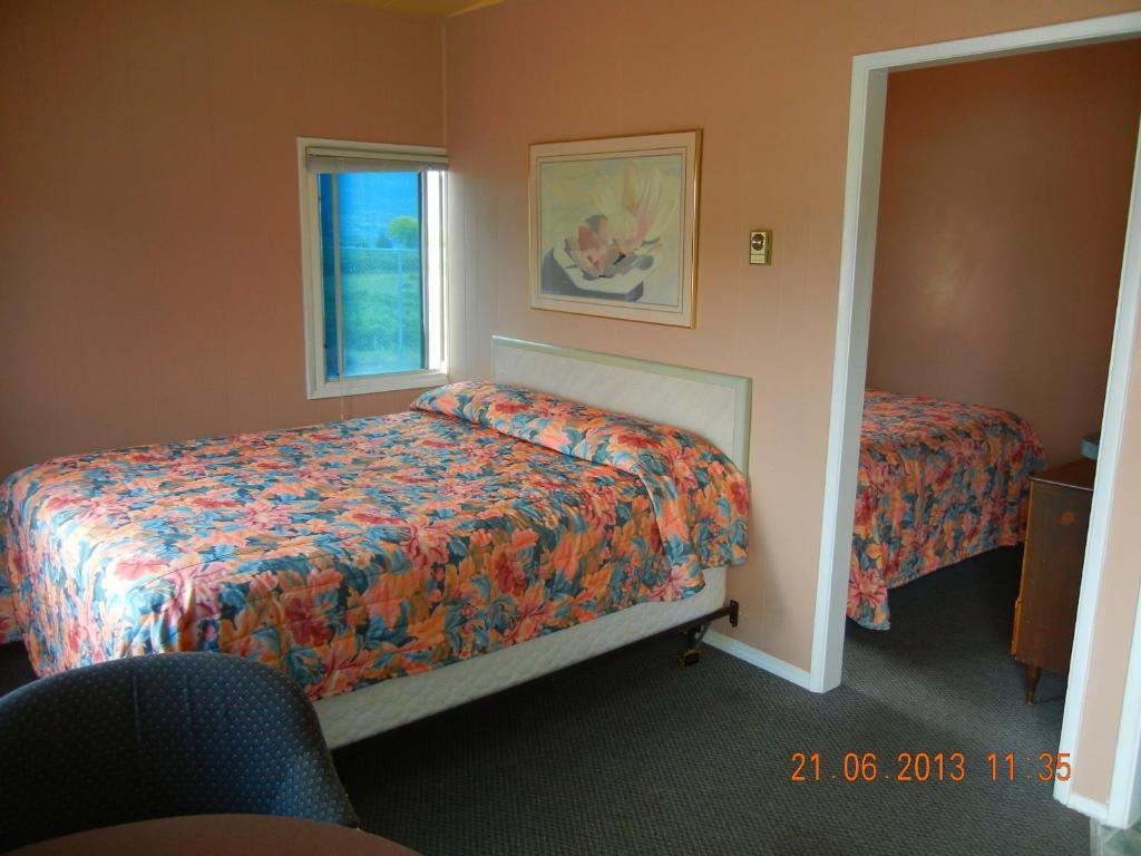 سمرلاند Pleasant View Motel الغرفة الصورة